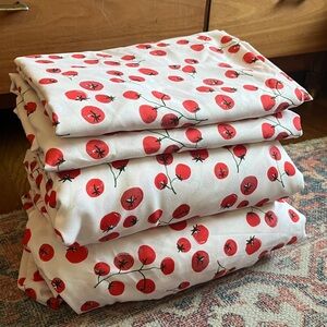 PERI HOME KING SHEET SET - adorable TOMATO pattern, NWOT